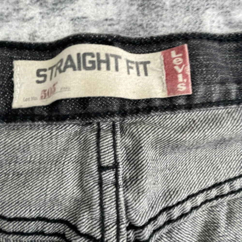 Levi's Mens 36x30 505 Straight Fit Jeans Faded Black Denim Casual Classic